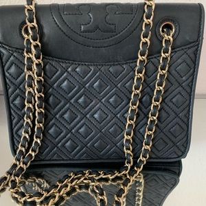 Tory Burch Small Fleming Quilted Shoulder Bag 💓